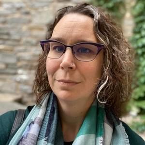 Meet your Posher, Laura